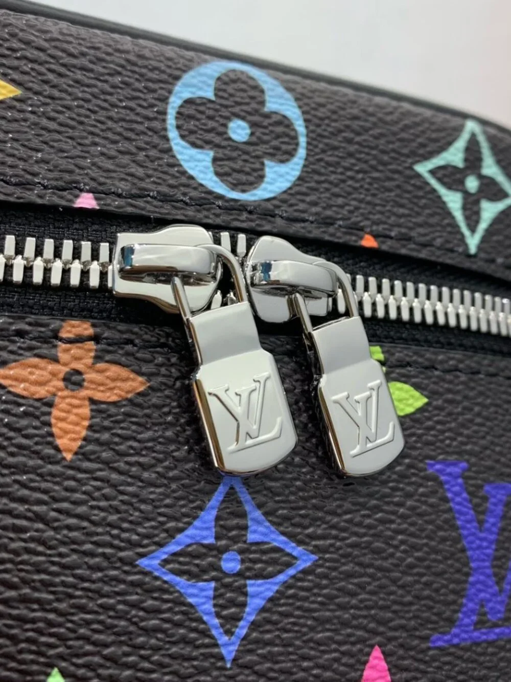 Louis Vuitton x Takashi Murakami Nice Nano Vanity Case